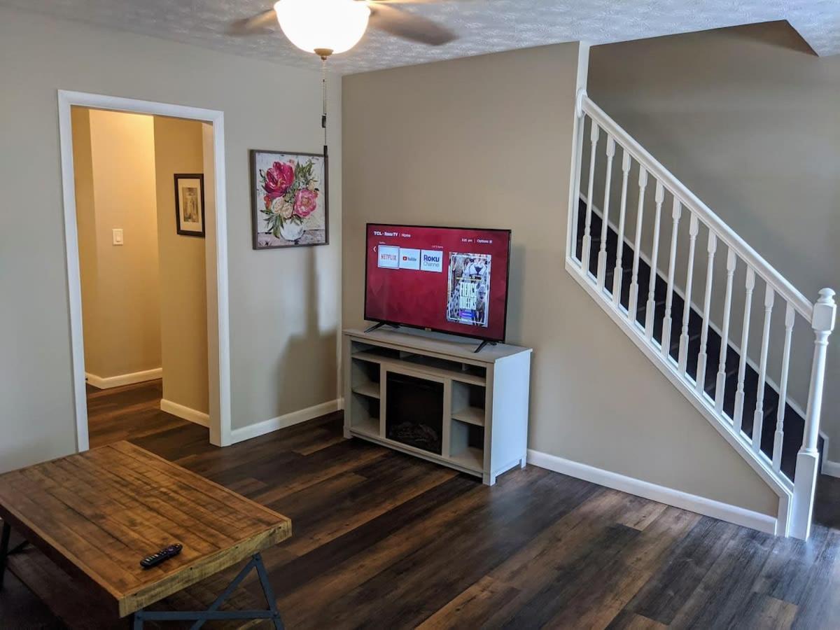 Carter #5 Two Bedroom Unit Near Xavier Downtown